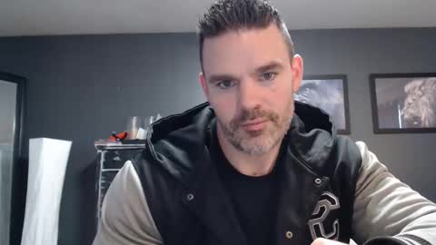 Alex online show from 04/18/26, 10:54