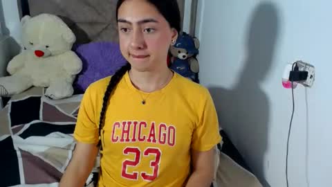 -- ALEXIS -- online show from 07/19/26, 02:04