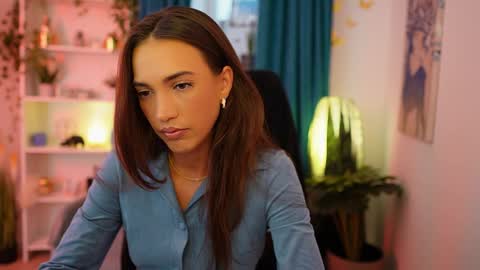 Alexis online show from 10/01/25, 01:17