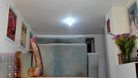 Snapshot of alexislondon_ chatting on 11/20/25, 02:34 Alexis London online show from 11/20/25, 02:34