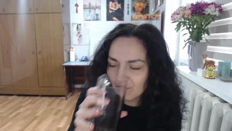 AlexisMillers online show from 04/12/26, 07:35