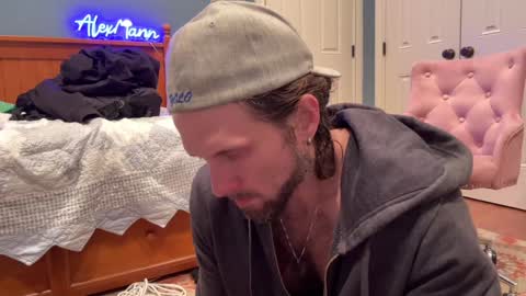 Alex Mann online show from 12/04/24, 02:42