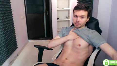 Alex Spilner online show from 11/19/25, 02:17