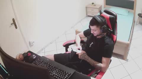 alexthepro00 online show from 10/03/25, 11:24