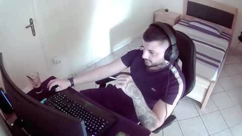 alexthepro00 online show from 06/10/26, 08:35