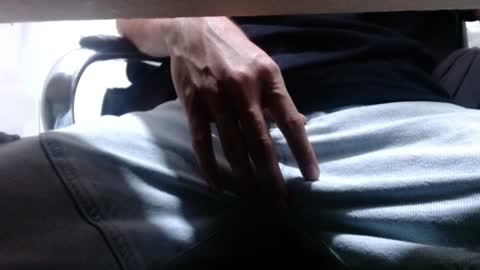 Alex online show from 02/05/25, 02:29