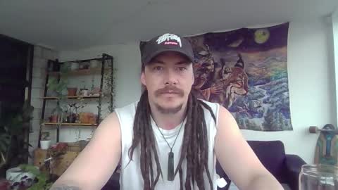 Alex online show from 09/22/25, 04:14