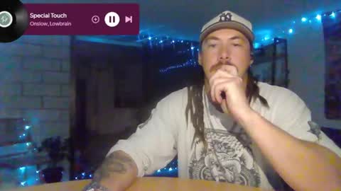 Alex online show from 06/05/26, 06:42