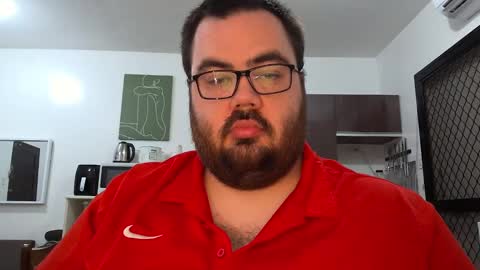 Snapshot of alexxxbear chatting on 02/12/25, 10:26 alexxxbear online show from 02/12/25, 10:26