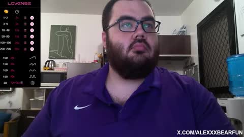 Snapshot of alexxxbear chatting on 11/23/25, 02:28 alexxxbear online show from 11/23/25, 02:28