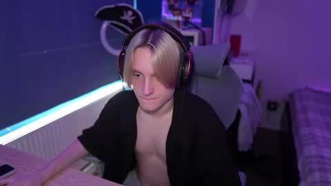 Alexycutie online show from 09/13/25, 08:36