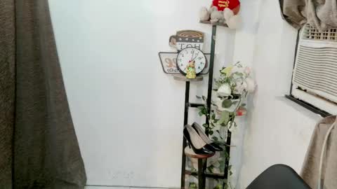 MARIE online show from 10/24/25, 07:05