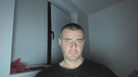 Snapshot of alfiesolomons87 chatting on 12/11/24, 08:18 alfiesolomons87 online show from 12/11/24, 08:18