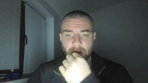 Snapshot of alfiesolomons87 chatting on 01/01/25, 10:24 alfiesolomons87 online show from 01/01/25, 10:24