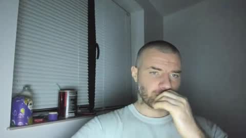 Snapshot of alfiesolomons87 chatting on 01/21/25, 08:32 alfiesolomons87 online show from 01/21/25, 08:32