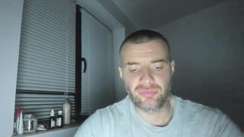 Snapshot of alfiesolomons87 chatting on 02/06/25, 08:45 alfiesolomons87 online show from 02/06/25, 08:45