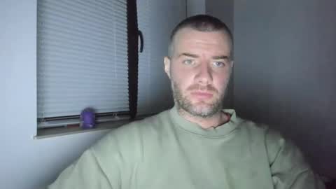 Snapshot of alfiesolomons87 chatting on 02/24/25, 08:14 alfiesolomons87 online show from 02/24/25, 08:14