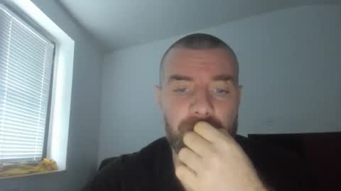 Snapshot of alfiesolomons87 chatting on 01/15/26, 01:05 alfiesolomons87 online show from 01/15/26, 01:05