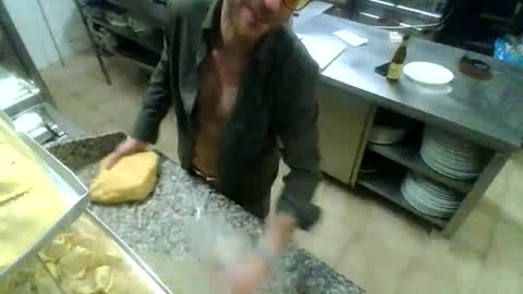 Snapshot of alfred151 chatting on 03/26/26, 01:11 Edgarrrdd1021 online show from 03/26/26, 01:11