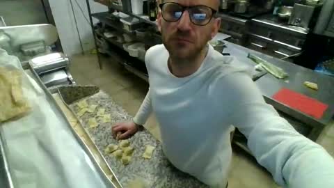 Snapshot of alfred151 chatting on 03/28/26, 02:55 Edgarrrdd1021 online show from 03/28/26, 02:55