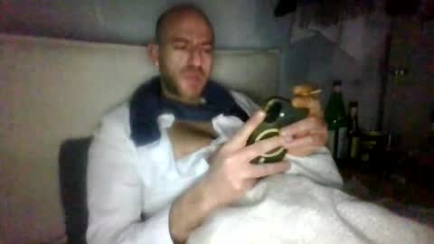 Snapshot of alfred151 chatting on 04/15/26, 06:31 Edgarrrdd1021 online show from 04/15/26, 06:31