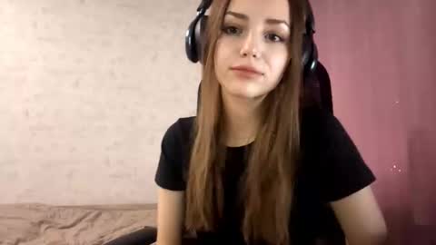 Snapshot of alfrediamordino chatting on 10/18/25, 08:37 Alice online show from 10/18/25, 08:37