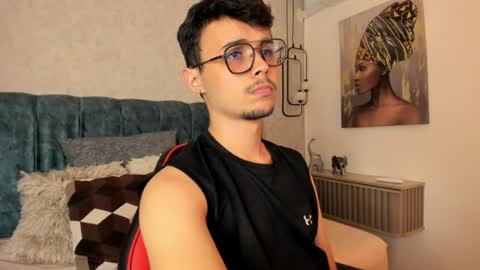Snapshot of alhan_twink chatting on 06/30/26, 04:24 ALHAN online show from 06/30/26, 04:24