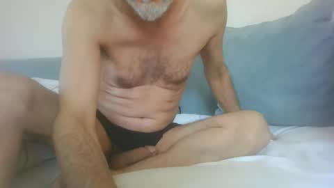 Snapshot of ali_monaco chatting on 05/17/26, 08:12 Ali Monaco online show from 05/17/26, 08:12