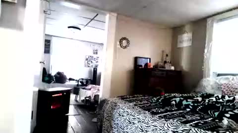 ali_tayler online show from 11/28/25, 01:36