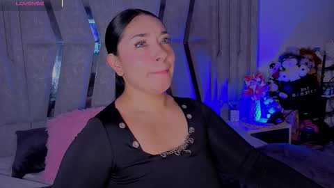 Snapshot of ali_valmont chatting on 02/27/26, 08:53 Ali online show from 02/27/26, 08:53