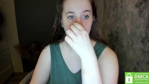 aliaa_ online show from 06/22/26, 01:51