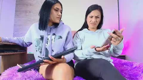 Snapshot of aliaandadara chatting on 09/26/25, 02:26 aliaandadara online show from 09/26/25, 02:26