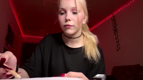 Alice online show from 04/15/26, 06:15