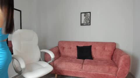 Snapshot of alice23jones chatting on 01/29/25, 02:21 Alice online show from 01/29/25, 02:21