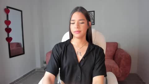 Snapshot of alice23jones chatting on 03/08/25, 06:47 Alice online show from 03/08/25, 06:47