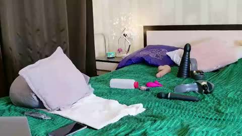 Alise online show from 03/03/25, 01:20