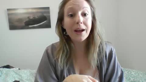 Snapshot of alice8363 chatting on 02/16/25, 09:15 Alice online show from 02/16/25, 09:15