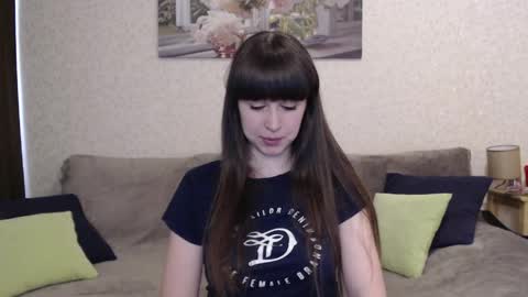 alice_59 online show from 04/09/26, 11:48