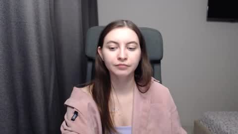 Snapshot of alice_________________________ chatting on 02/18/25, 10:14 Alice online show from 02/18/25, 10:14