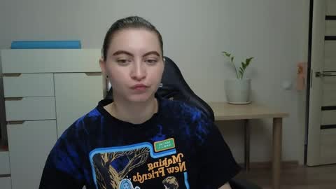 Alice online show from 04/07/26, 04:57