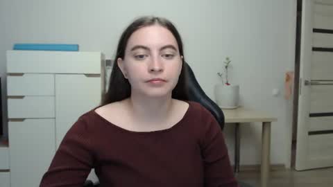Alice online show from 06/23/26, 04:05