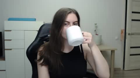 Alice online show from 07/18/26, 04:44