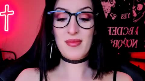 Miss Alice online show from 05/19/26, 01:11