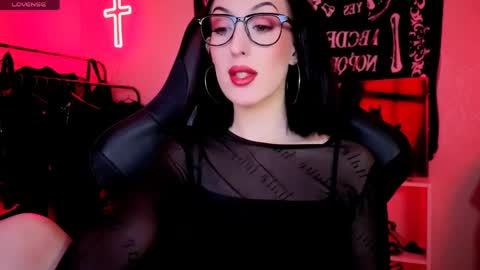 Miss Alice online show from 05/26/26, 11:34