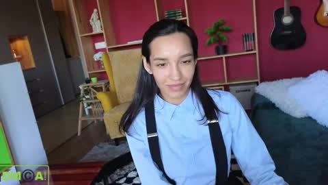 Snapshot of alice_bane chatting on 02/19/25, 01:50 A R Y A T I A online show from 02/19/25, 01:50