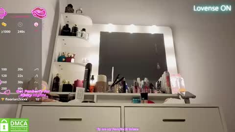 A R Y A  T I A online show from 02/09/26, 08:24