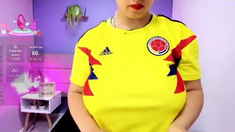 alice_brookss_ online show from 07/07/26, 11:58