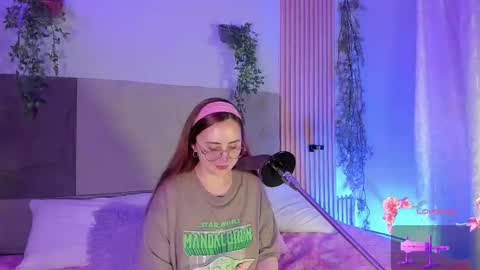 Mey online show from 02/11/26, 01:54