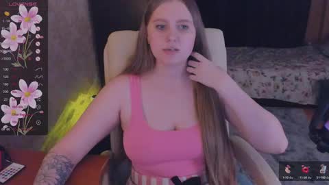 Snapshot of alice_dreamgirl_ chatting on 12/30/24, 04:29 Alice 3 online show from 12/30/24, 04:29