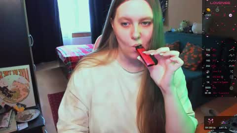 Snapshot of alice_dreamgirl_ chatting on 02/11/26, 09:58 Alice 3 online show from 02/11/26, 09:58